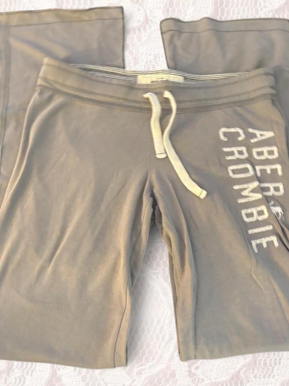 Vintage 2000s Abercrombie & Fitch gray low rise flare sweatpants